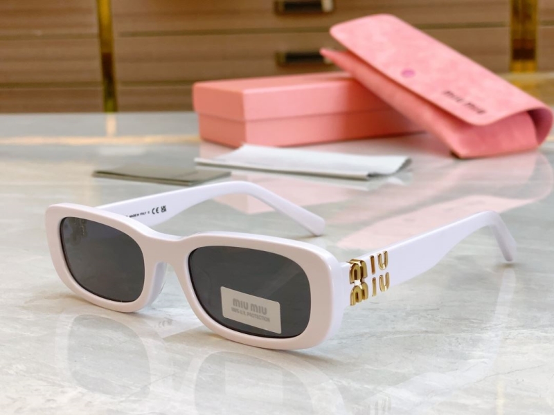 Miu miu Sunglasses